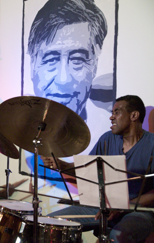 Don Robinson performing w the Kris Tiner Trio @ In The Flow Festival, Sacramento, 14 May 2012 (photo by George Thomson)